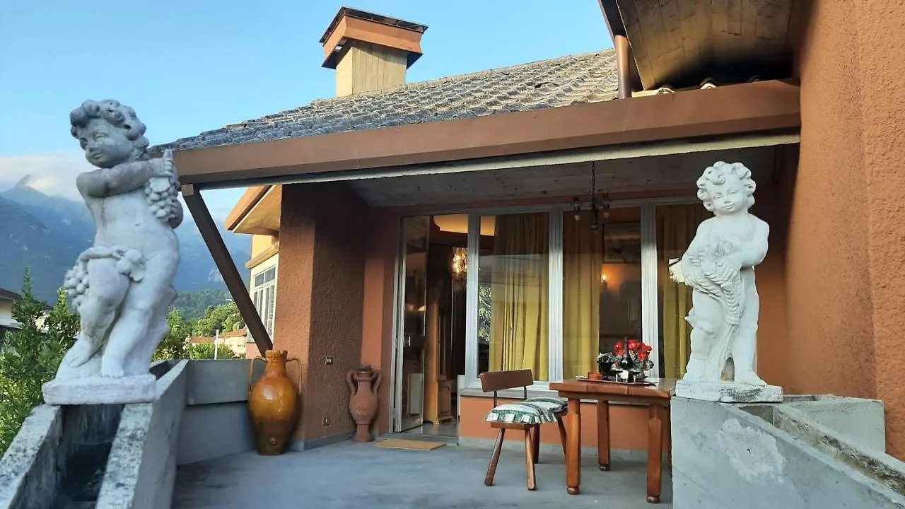 Villa Madonna Con Le Rose Sala Giochi E Biliardo Camaiore 0*,  Italy